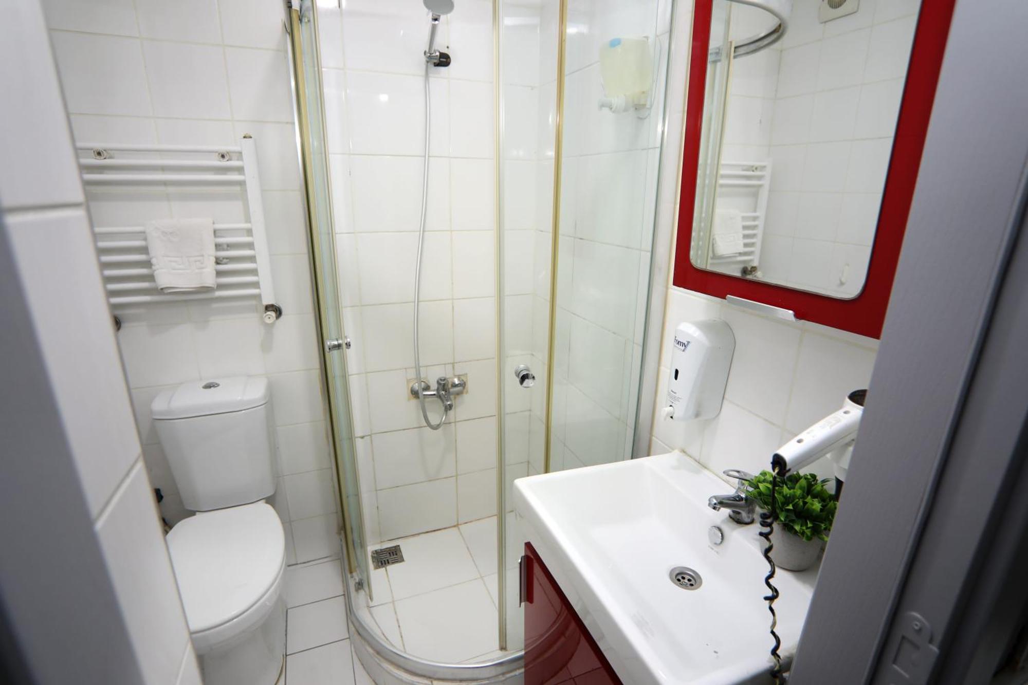 Arkem Maltepe Hotel Istanbul Bagian luar foto